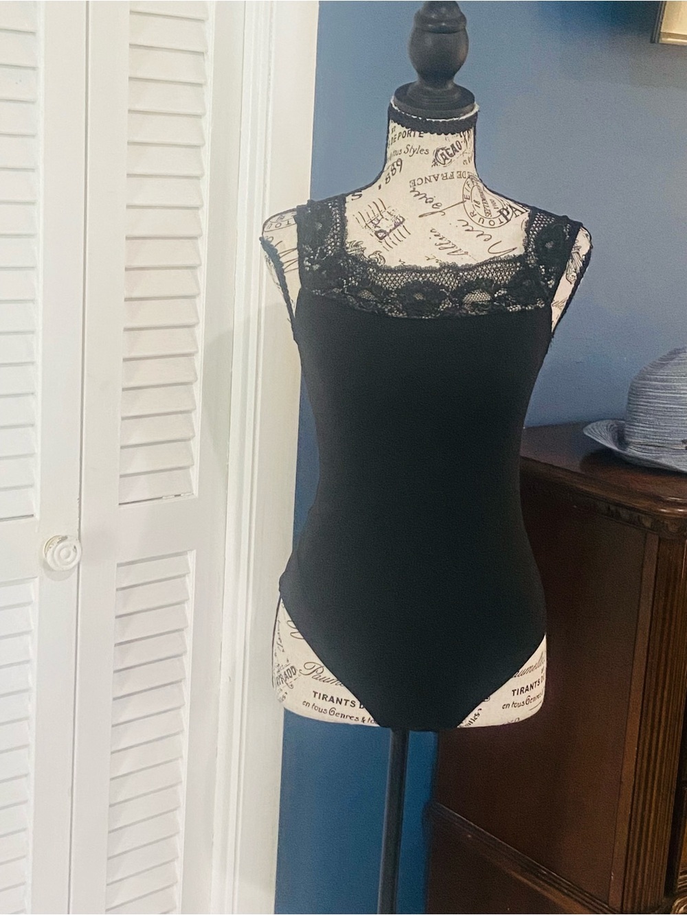 Gilligan & O'Malley Black Lace-Trim Tank Bodysuit